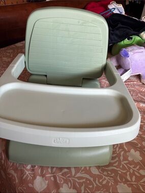 Chicco Kids Booster Seat with Removable Tray - Sage Green